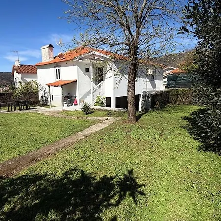 A Casa De Semesterbostad *